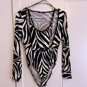 Zebra Print Long Sleeve Sports Bra